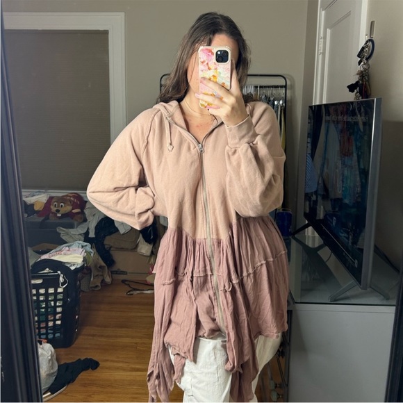 BNWOT Free People ruffle hoodie - Picture 9 of 10
